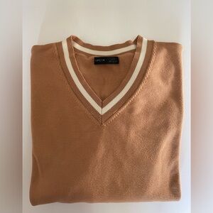 SHEIN brown V-neck sweater long sleeve. Lightly wear excellent condition.